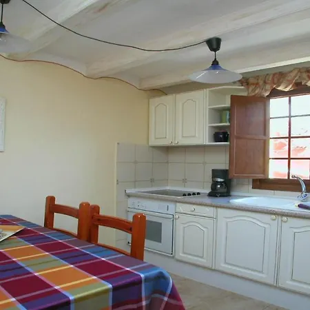 Cottage With 1 Bedroom, 1 Bathroom, Heated Solar Pool, Sauna, Jacuzzi, Garden