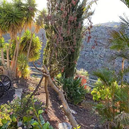 Cottage With 1 Bedroom, 1 Bathroom, Heated Solar Pool, Sauna, Jacuzzi, Garden *